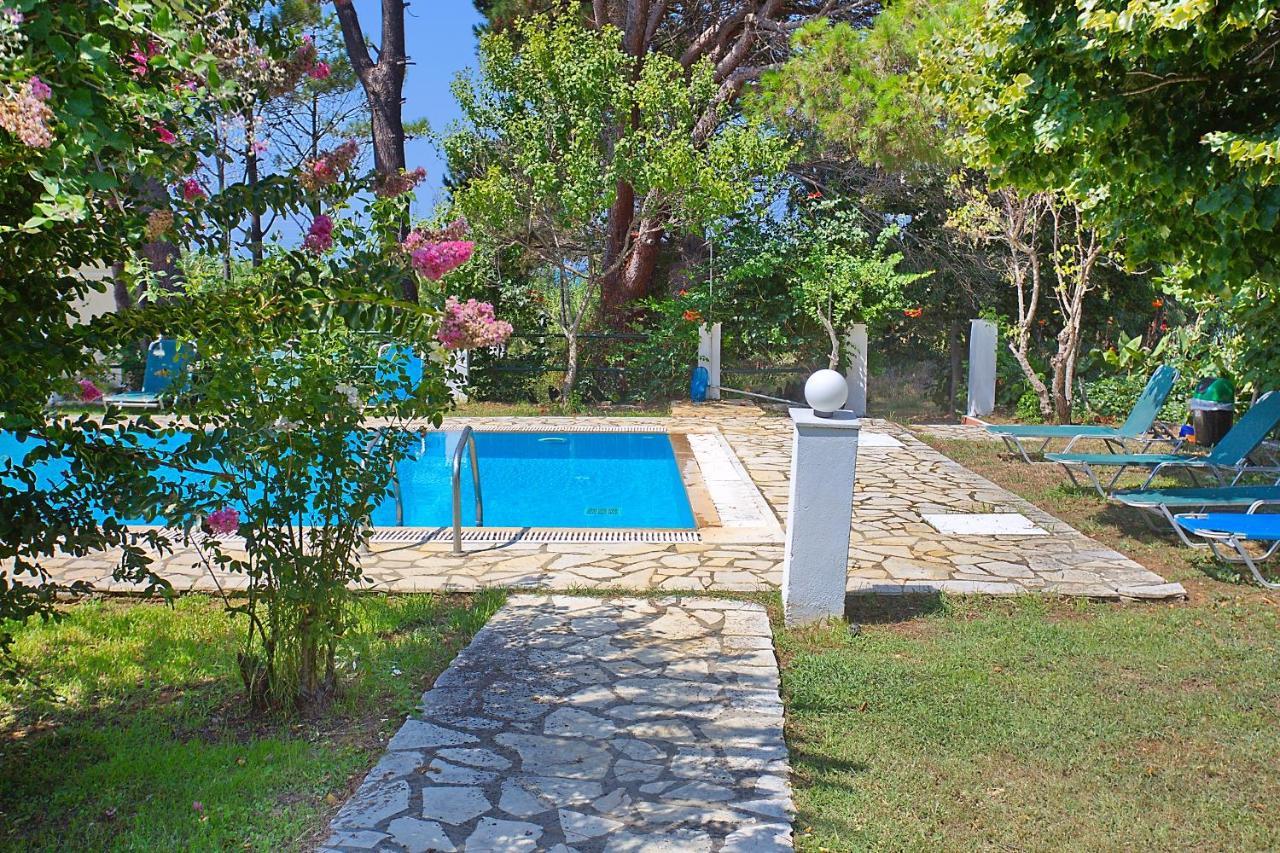 Villa Leda Karousades  Bagian luar foto