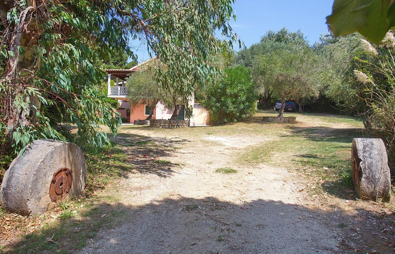 Villa Leda Karousades  Bagian luar foto