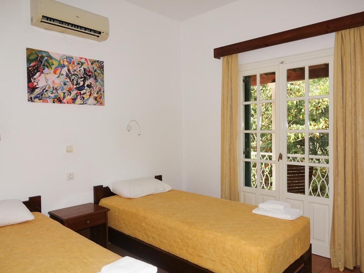Villa Leda Karousades  Bagian luar foto