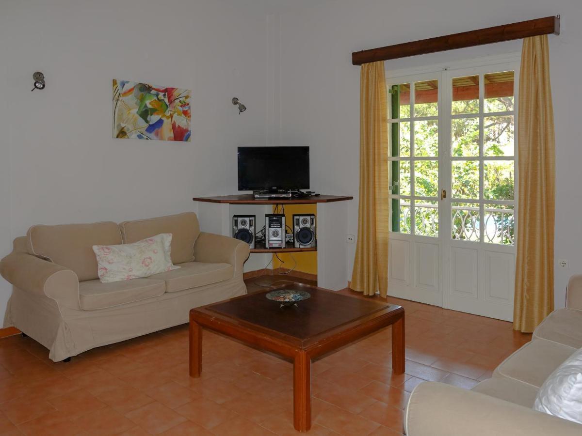 Villa Leda Karousades  Bagian luar foto