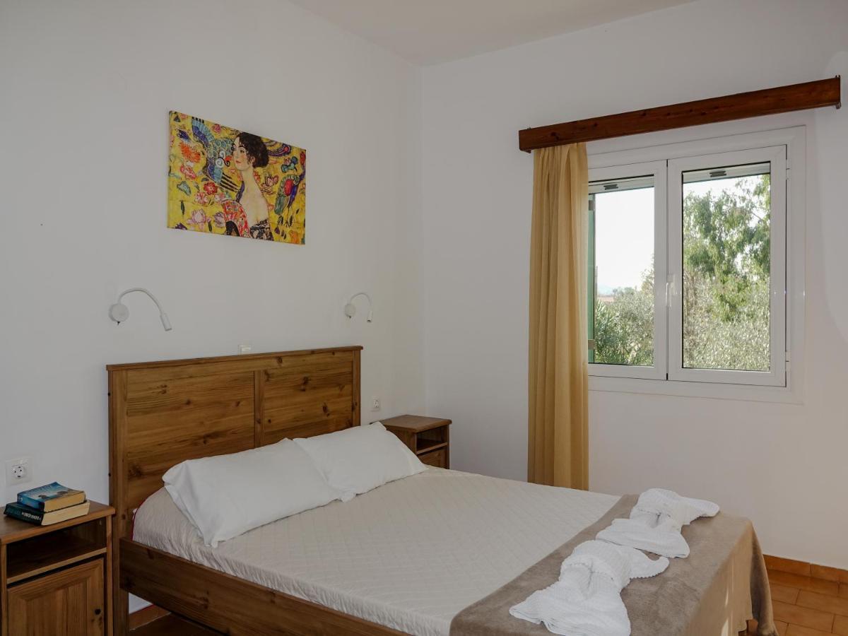 Villa Leda Karousades  Bagian luar foto